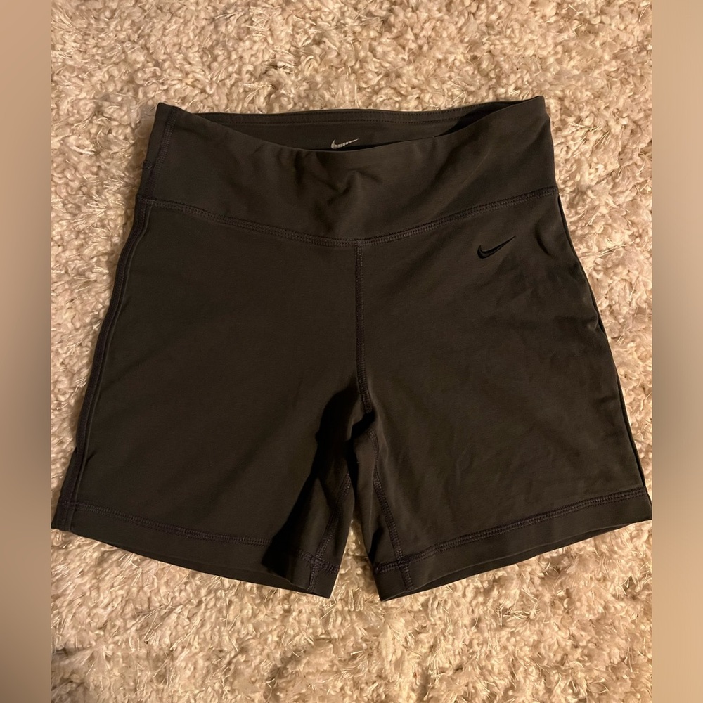 SOLD. Nike dri-fit shorts. Size xs.